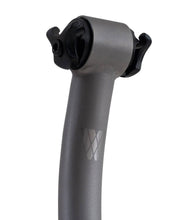 Charger l'image dans la galerie, GRAVEL Titane Double Ace | Ensemble de cadres Cerakote personnalisés (blanc caché/sablage)