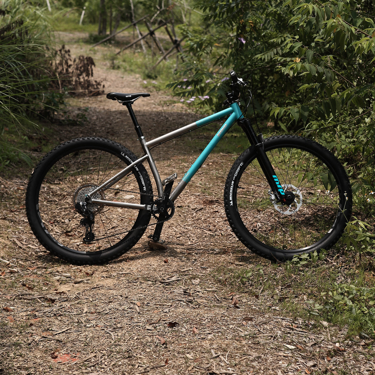 cycletool mountainbike Quickslack Titanium Hardtail Mountain Demo Bike Cerakote (Aztec Teal/S – WOHO BIKE ADVENTURE & BIKEPACKING