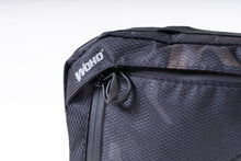 Laden Sie das Bild in den Galerie-Viewer, XTOURING Tri Frame Tasche Cyber-Camo Diamond Black
