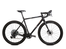 Laden Sie das Bild in den Galerie-Viewer, WEIT ÖFFNEN. X WOHO Cyber-Camo Black Sonderedition