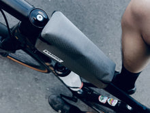 Cargar imagen en el visor de la galería, XTOURING Bolsa de Tubo Superior DRY Honeycomb Iron Grey