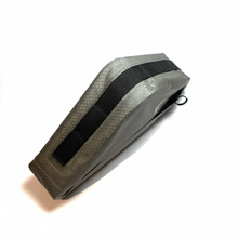 Charger l&#39;image dans la galerie, Sacoche de cadre XTOURING DRY S Honeycomb Iron Grey 