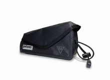 Laden Sie das Bild in den Galerie-Viewer, XTOURING Oberrohrtasche DRY Cyber-Camo Diamond Black 