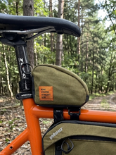 Cargar imagen en el visor de la galería, XTOURING Bolsa de Tubo Superior Mini Moss Green | Cordura®