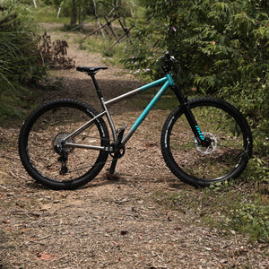 texo mountainbike Quickslack Titanium Hardtail Mountain Demo Bike Cerakote (Aztec Teal/S – WOHO BIKE ADVENTURE & BIKEPACKING