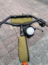 Charger l'image dans la galerie, Sacoche pour tube supérieur XTOURING Cyber-Camo Diamond Noir