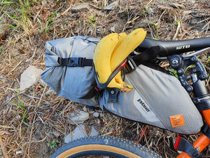 XTOURING Saddle Bag Dry M Honeycomb Iron Grey