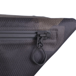 Sacoche de cadre XTOURING Dry S / Top Tube Bag Dry Cyber-camo Diamond Black BUNDLE
